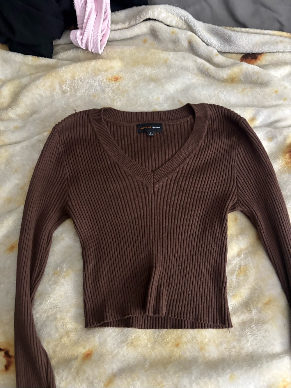 Women’s cropped sweater